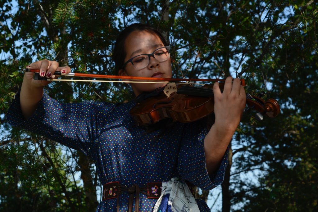 Girl playing violin